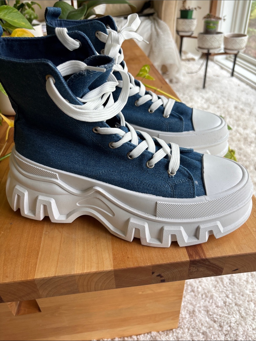 Chunky High-Top Sneakers in Navy and White